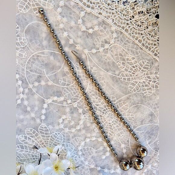 Vintage Chrome Ball Choker Necklace - Picture 3 of 9